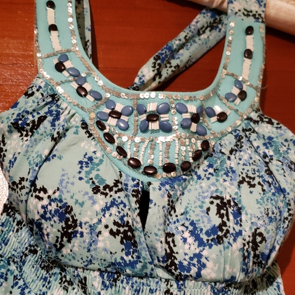 Sundress - Picture 3 of 5